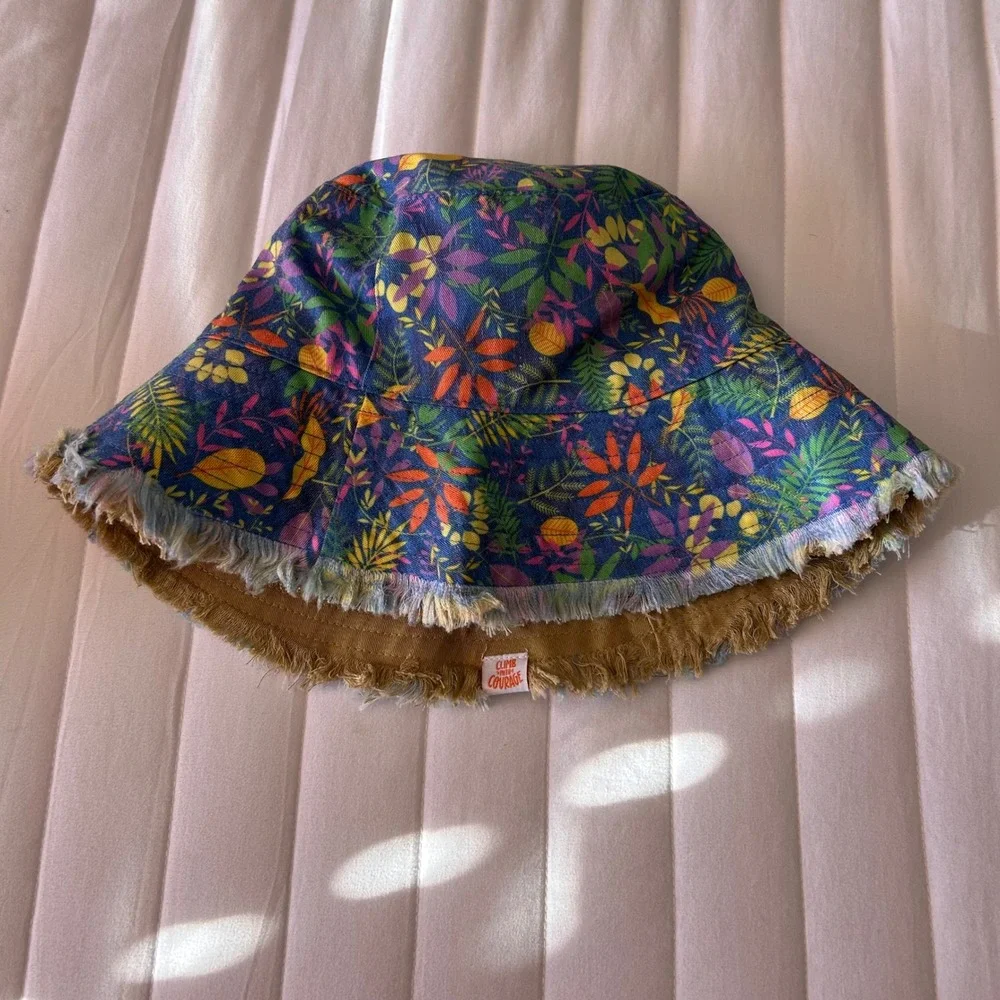 Little Brownie Bakers Reversible Tropical Leaf Bucket‎ Hat Blue Tan Frayed Edge